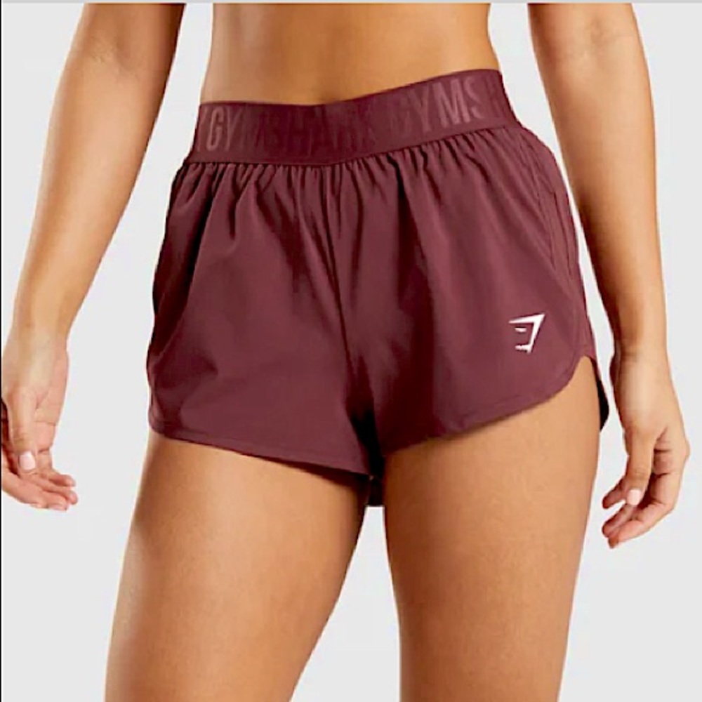 Gymshark Training Loose Fit Shorts - Brown